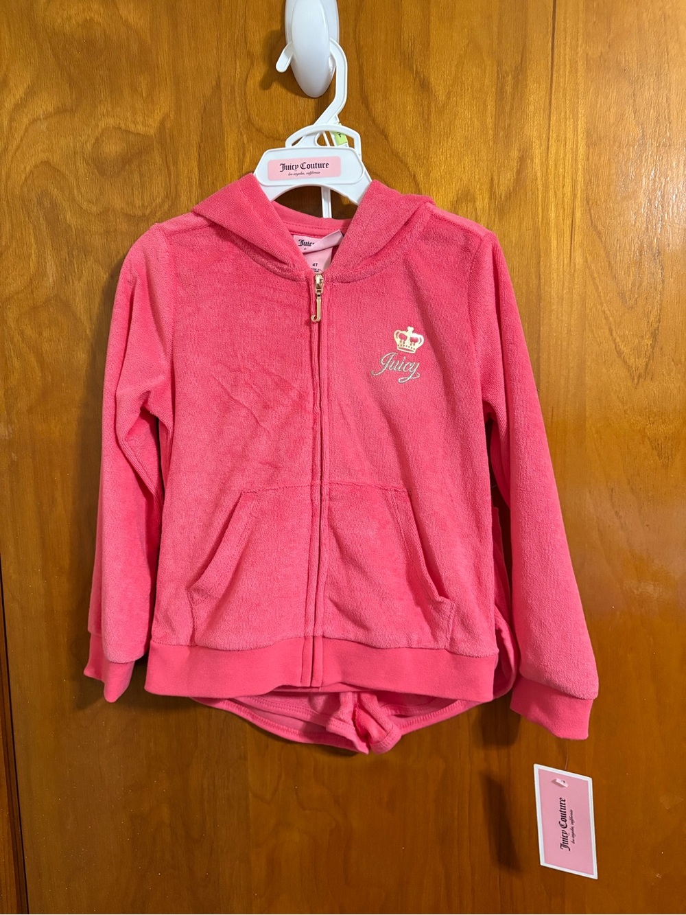 NWTJuicy Toddler Couture Pink Velour Full Zip Hoodie and short set 4T